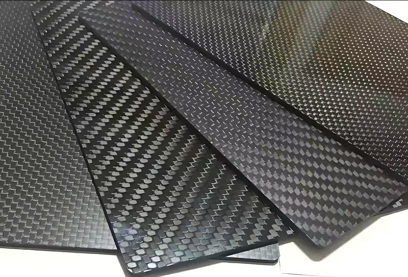 Custom Carbon Fiber Plates Cut-to-Size Colored & Reinforced Solutions