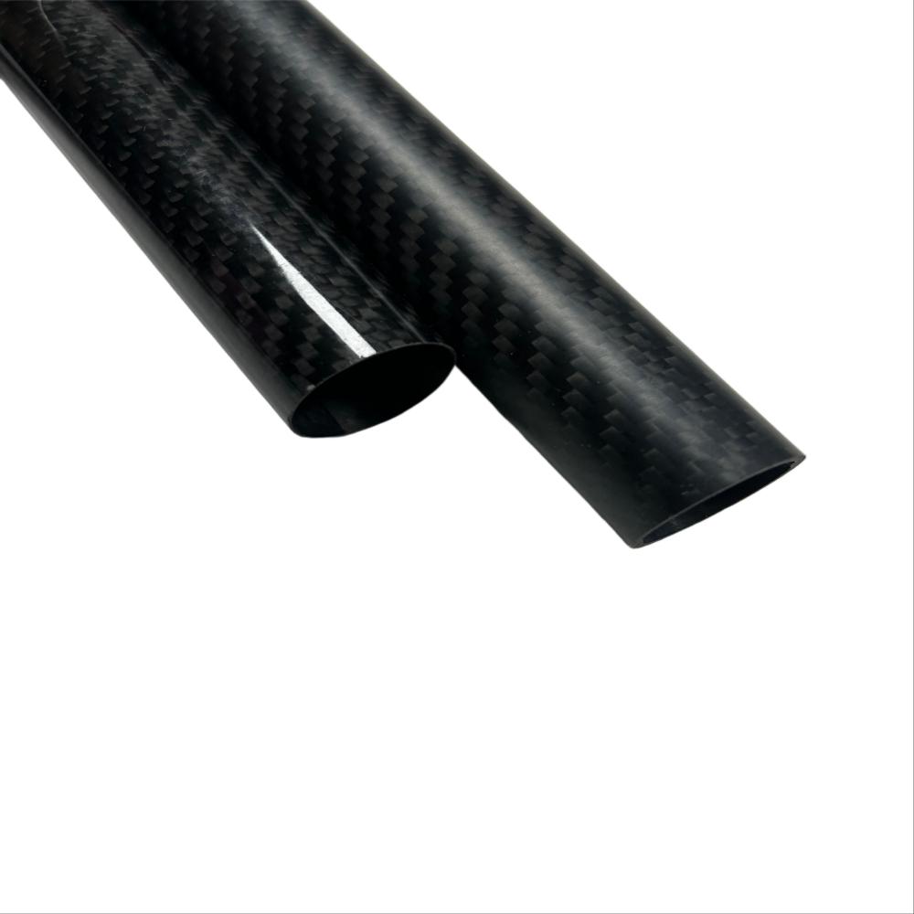 High-strength carbon fiber round tubes for industrial applications